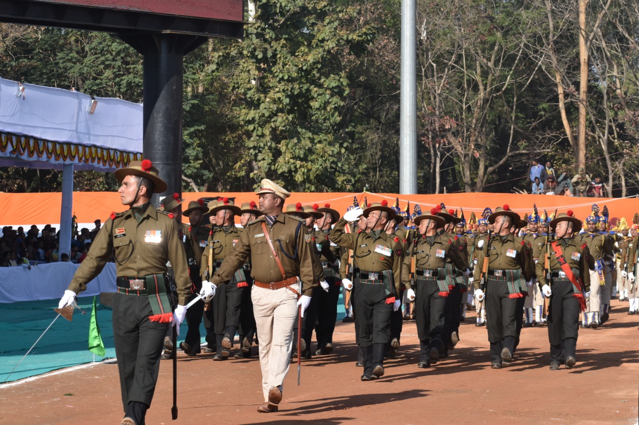 Mindblowing performance by various battalions parade in mirhabadi maidan