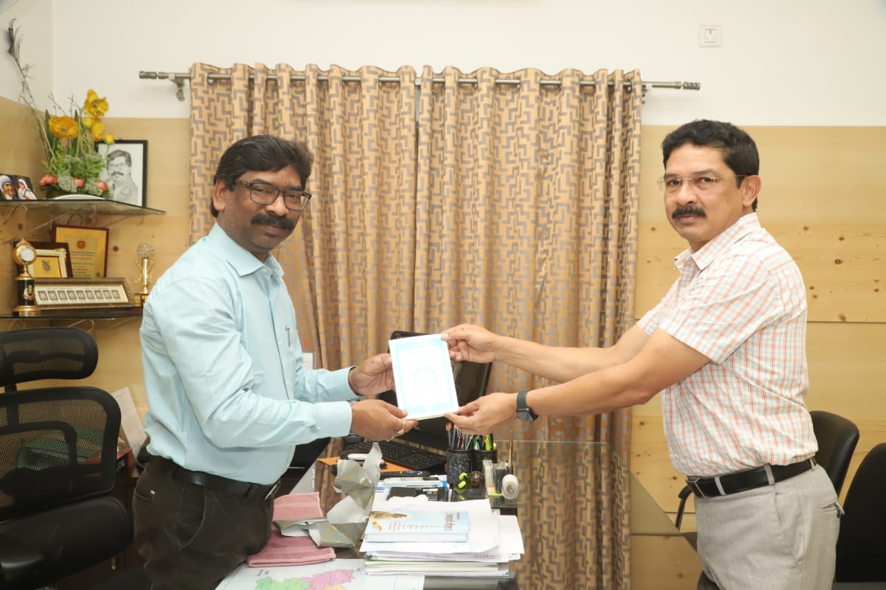 Secretary General sri rajiv arun ekka met cm hemant Soren