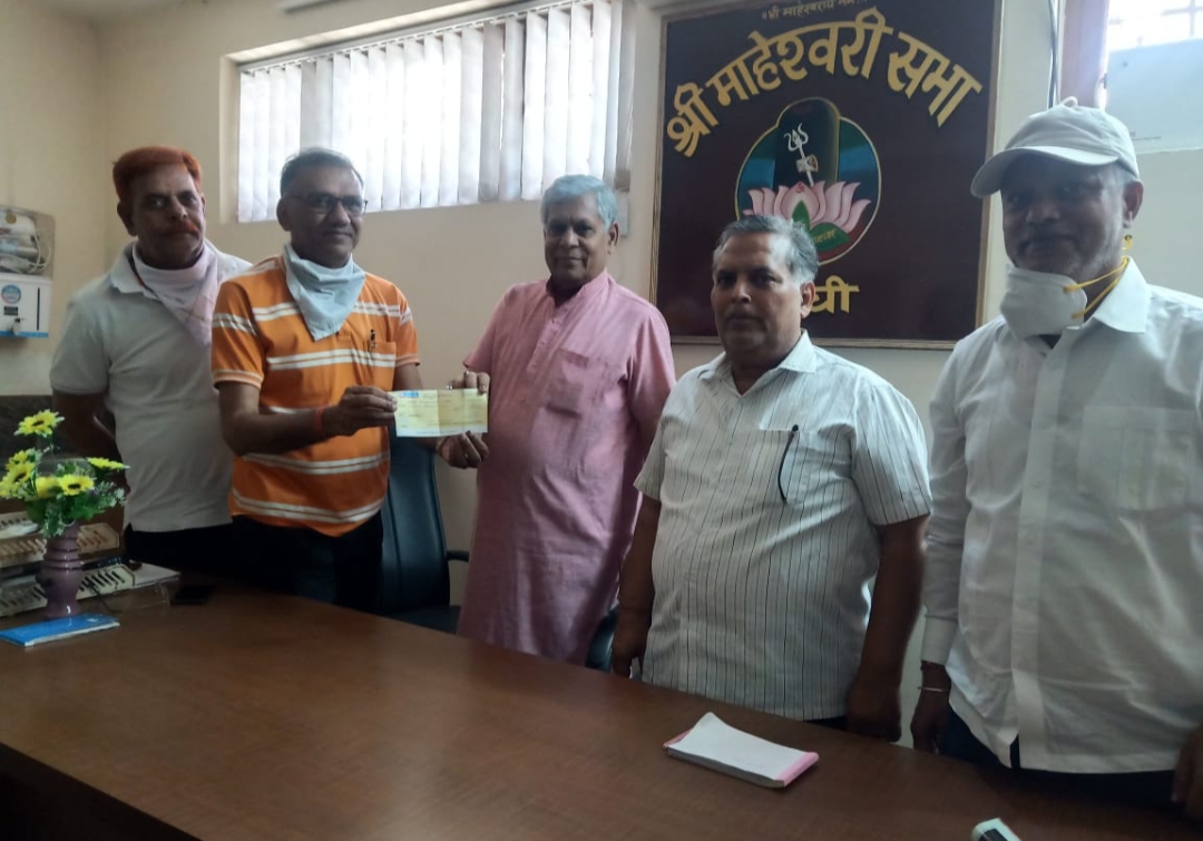 Donation by sri shyam sewa trust for food for needy