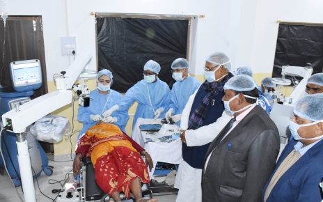 125 patients of Cataract get operated in vishrampur