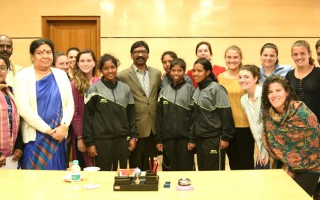 A delegation of usa middle beri college feild hockey and shaktivahini organisation met cm Jharkhand