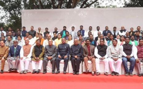 Photo session of newly elected mla with cm Jharkhand