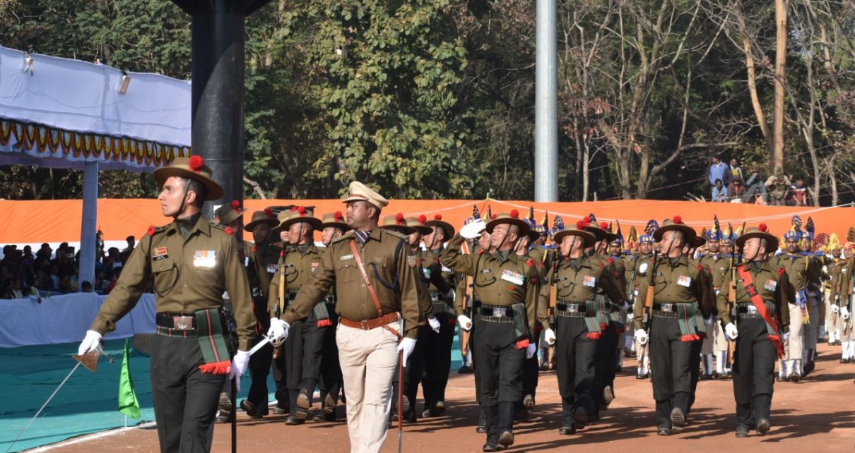 Mindblowing performance by various battalions parade in mirhabadi maidan