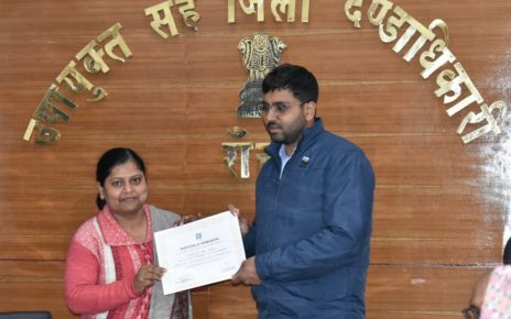Dc ranchi felicitated for successfully coordinating project pavitra