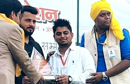 Suraj jhandai of gurunanak sewak jatha felicitated for extra ordinary work in the feild of blood donation
