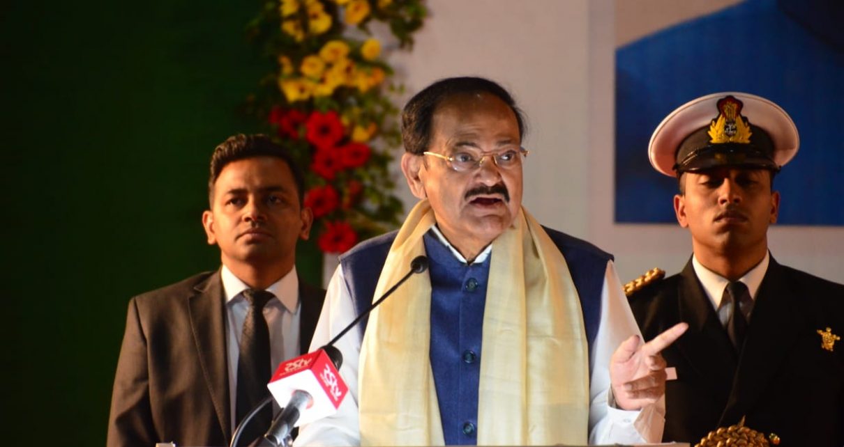 Youth should come forward with better vision