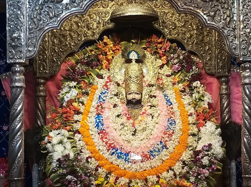 Nishan pujan on occassion of vijya ekadashi in sri shyam mandir