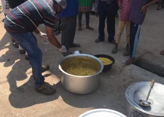 Fight against corona : khichdi distribution by round table India