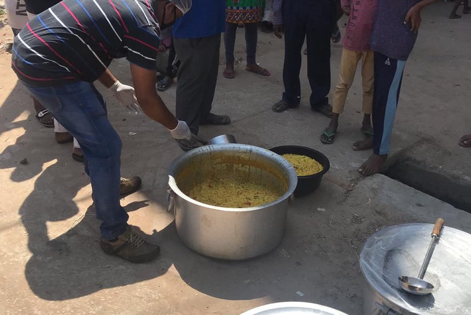 Fight against corona : khichdi distribution by round table India