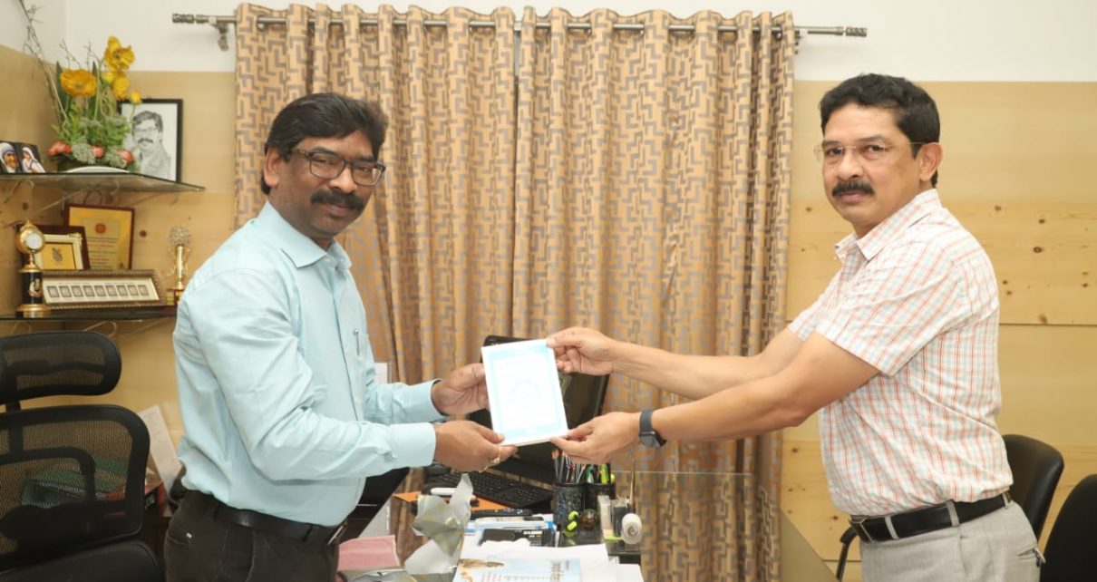 Secretary General sri rajiv arun ekka met cm hemant Soren