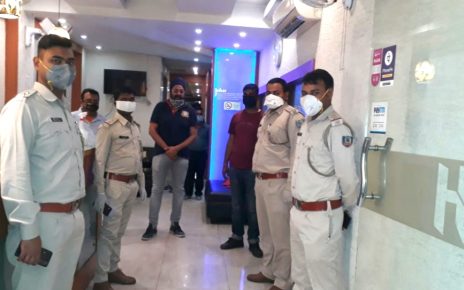 Owner of hotel embassy, paramjit singh tinku gave 20 rooms of his hotel so that ranchi Administration can coordinate Corona virus and Lockdown easily